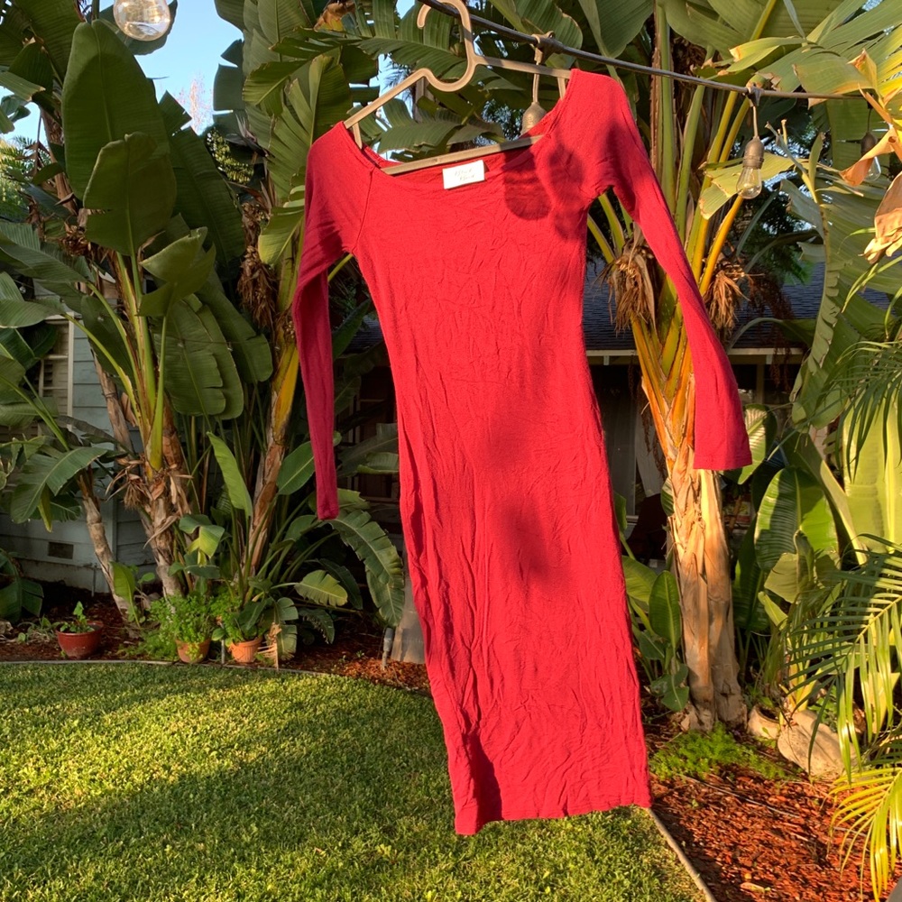 Wine red body-con dress